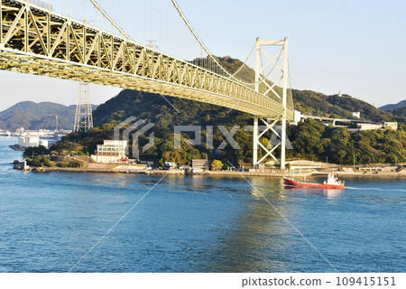 Kanmon Bridge and Kanmon Strait from Dannoura Parking Area (Outbound Line), Shimonoseki City Kanmon Bridge and Kanmon Strait from Dannoura Parking Area (Outbound Line), Shimonoseki City 109415151