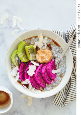 Chia pudding with tropical fruits Chia pudding with tropical fruits 109417035