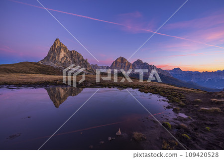 Giau Pass (Passo Giau), Dolomites Alps, South Tyrol, Italy 109420528