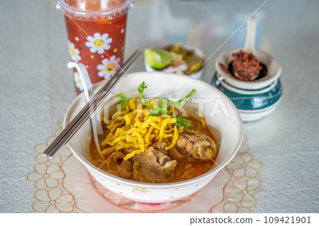 Khao Soi Gai, a popular dish at Lamai Khao Soi restaurant in Lamphun Khao Soi Gai, a popular dish at Lamai Khao Soi restaurant in Lamphun 109421901