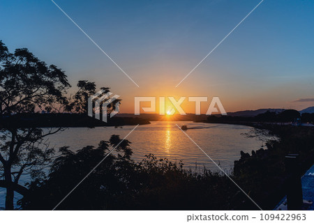 Baxian Pumping Station Sunset Baxian Pumping Station Sunset 109422963