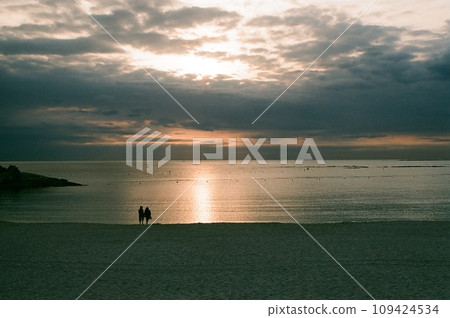 Wakayama Shirahama coast dusk sunset 1 Wakayama Shirahama coast dusk sunset 1 109424534