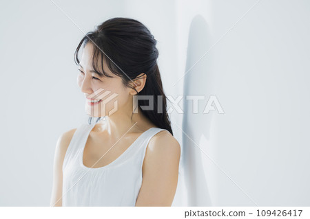 白色的一塊女人 白色的一塊女人 109426417