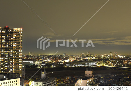 Night view towards Fuchu city seen from Seiseki Sakuragaoka 109426441
