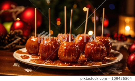 caramelized apples adorn the Christmas table 109426804