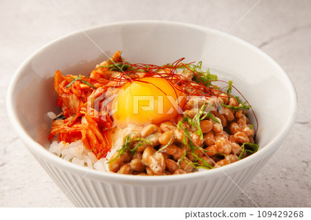 泡菜納豆碗 泡菜納豆碗 109429268
