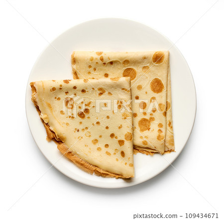 Plate of crepes 109434671