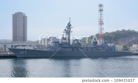 海上自衛隊驅逐艦五十土號停泊 海上自衛隊驅逐艦五十土號停泊 109435837