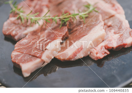 meat, japanese dish of fried meat, korean barbecue 109440835