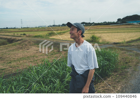 farmer, farmhouse, gents 109440846