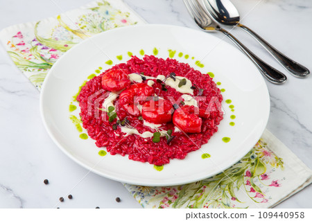 shrimp with beans and herbs in red sauce, side view shrimp with beans and herbs in red sauce, side view 109440958