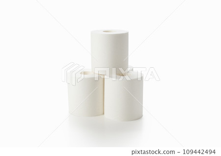 white toilet paper 109442494