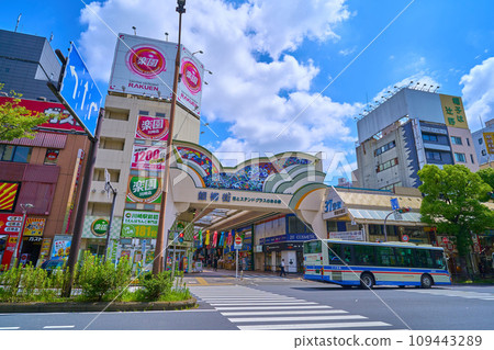 從新川街看到的銀龍街位於神奈川縣川崎市川崎區站前本町和砂子二丁目交界處 109443289