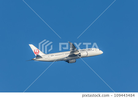 客機/飛機/日本航空波音 787 從羽田機場起飛 客機/飛機/日本航空波音 787 從羽田機場起飛 109443484