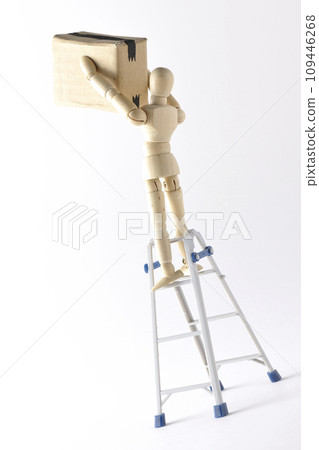 A scene where a stepladder is used to lift and lower luggage is shot against a white background. 109446268