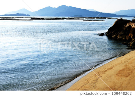二之島海岸與牡蠣筏 二之島海岸與牡蠣筏 109448262