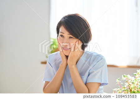 令人煩惱的女人 令人煩惱的女人 109453583