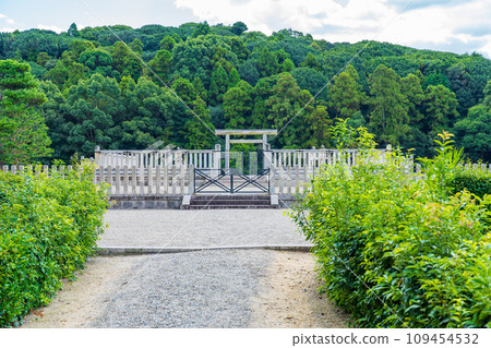Habikino City, Osaka Prefecture, the 15th Emperor Ojin, Egamofushikō Mausoleum Habikino City, Osaka Prefecture, the 15th Emperor Ojin, Egamofushikō Mausoleum 109454532