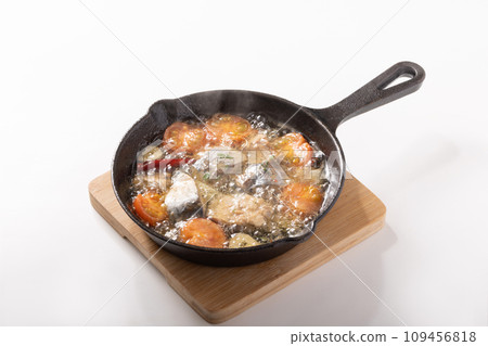 鯖魚 ajillo(鯖魚罐頭) 鯖魚 ajillo(鯖魚罐頭) 109456818