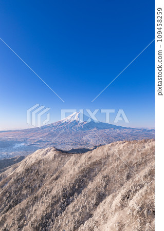 山梨縣_從光峠山看到的富士雪景 109458259