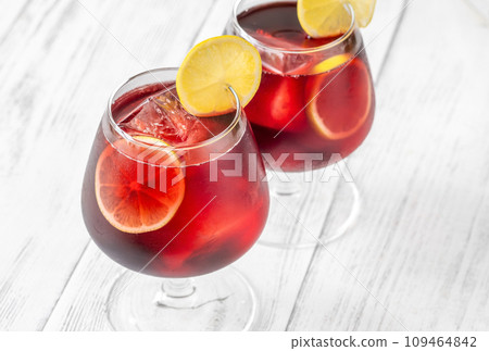 Tinto de verano Tinto de verano 109464842