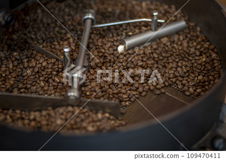 Coffee beans during the roasting process Coffee beans during the roasting process 109470411