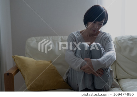 憂鬱/悲傷的女人 憂鬱/悲傷的女人 109474990