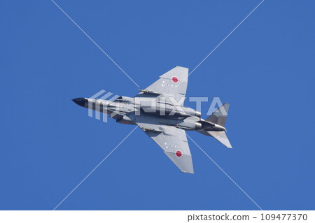 Air Self-Defense Force F-4 Phantom performing maneuver flight at air festival Air Self-Defense Force F-4 Phantom performing maneuver flight at air festival 109477370