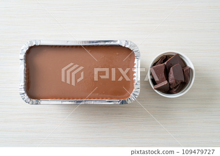 Chocolate Cake with Soft Ganache Chocolate Cake with Soft Ganache 109479727