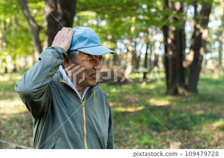 70多歲的老人跑步 109479728