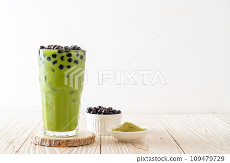 green tea latte with bubble 109479729