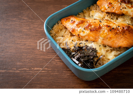 salmon with spicy miso rice bowl salmon with spicy miso rice bowl 109480710
