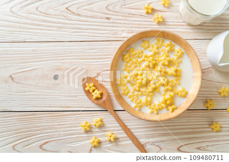 cereals with fresh milk cereals with fresh milk 109480711