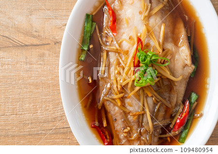 Steamed Fish with Soy Sauce Steamed Fish with Soy Sauce 109480954