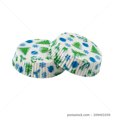 Flat white paper baking forms for muffins and cupcakes with New Year holiday pattern 109481030