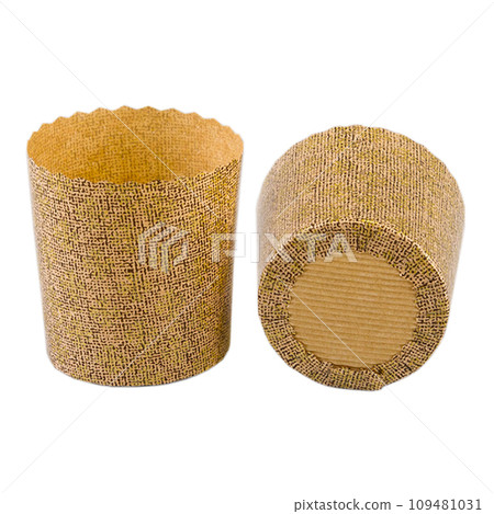 Panettone paper baking form isolated over white background 109481031