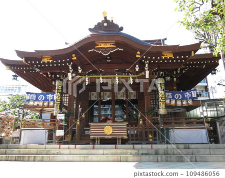 Meguro Otori Shrine holds a Tori no Ichi in November Meguro Otori Shrine holds a Tori no Ichi in November 109486056