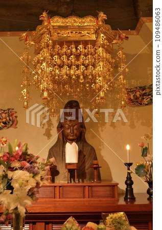 在大船觀世音的子宮裡 在大船觀世音的子宮裡 109486063