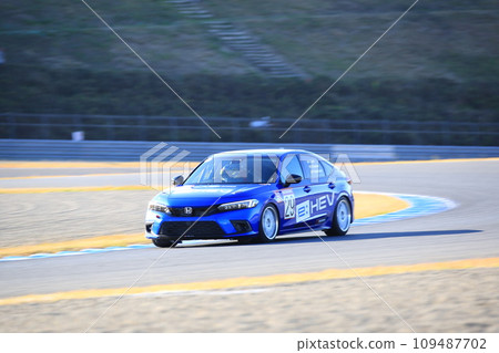 automobile, car, vehicle 109487702