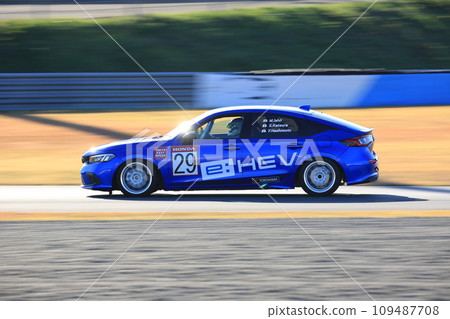 automobile, car, vehicle 109487708