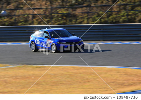 automobile, car, vehicle 109487730