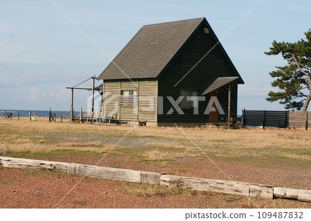 villa hut on the seaside villa hut on the seaside 109487832