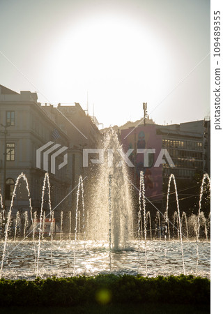 希臘雅典市中心奧莫尼亞廣場風景非常美麗 109489355