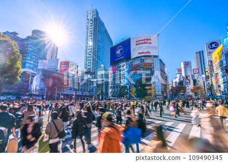 Japan's Tokyo cityscape The hustle and bustle of December...Light and shadow...Towards tomorrow...The bustling Shibuya...The era of wisdom, the light of hope...=3 days Japan's Tokyo cityscape The hustle and bustle of December...Light and shadow...Towards tomorrow...The bustling Shibuya...The era of wisdom, the light of hope...=3 days 109490345