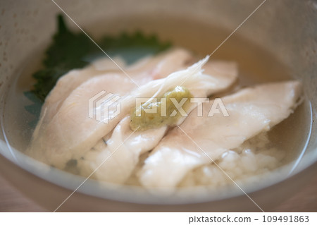 Natural sea bream soup chazuke 109491863