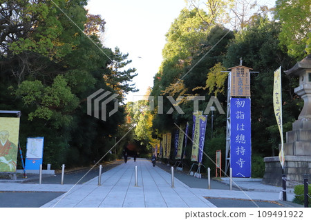 冬季神奈川縣鶴見市總持寺的參道 109491922