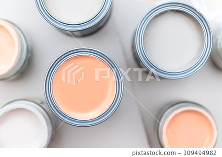 Choosing wall paints Choosing wall paints 109494982