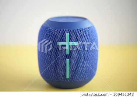 Sound speaker 109495348