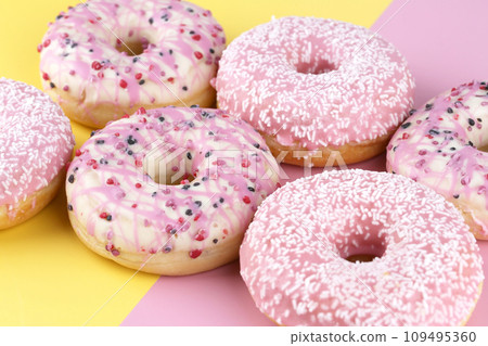 Donuts 109495360