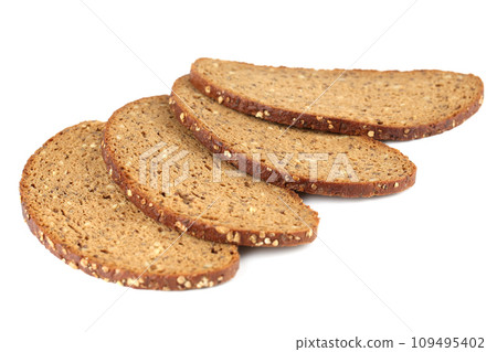 Bread with sunflower seeds and oat flakes 109495402